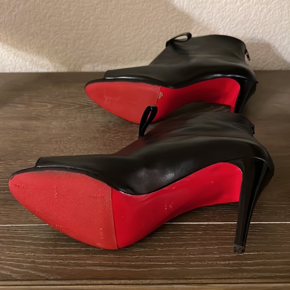 Christian Louboutin Coursive Peep Toe Pump sz 40.5 - Picture 5 of 11